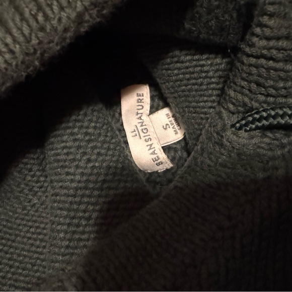 L.L. Bean Women's Sweater in Olive Green size small - Picture 3 of 6